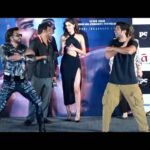 Karan Johar Instagram - Mumbai, you brought the love, the power and THE ENERGY!! Thank you for making our #LigerTrailer event an absolute BLAST! And special love to @ranveersingh for always being the powerhouse of any room!💥 @miketyson @thedeverakonda @ananyapanday #PuriJagannadh @charmmekaur @apoorva1972 @ronitboseroy @meramyakrishnan @vish_666 @vikrammontroseofficial @farhadbhiwandiwala @azeemdayani @dharmamovies @puriconnects @sonymusicindia @sonymusic_south @aafilms.official