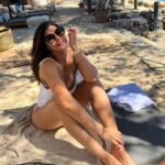 Karishma Kotak Instagram – Checked my pockets – found some sunshine ☀️ MOMO BDRM