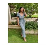 Kashmira Pardesi Instagram - No caption because it's #outfitgramtoday 🌈