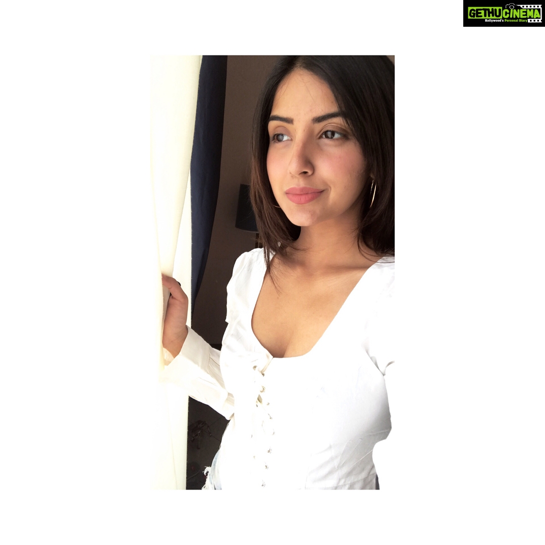Kashmira Pardesi Instagram - Scauri, Lazio, Italy