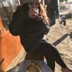 Kashmira Pardesi Instagram – My first morning in Leh with some Yak butter tea and Some freshly baked Brun bread! 
#Warmwelcome #localfoodie Leh Ladakh