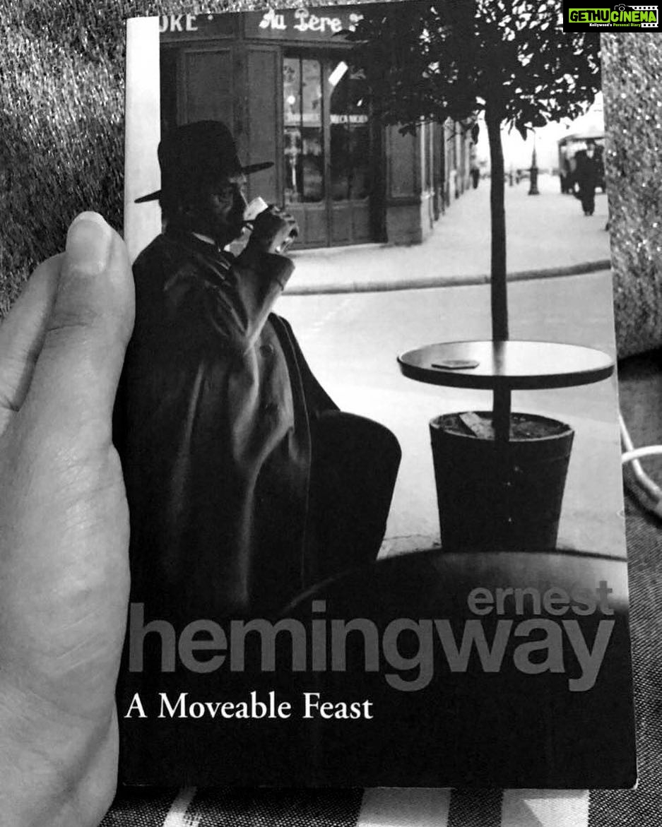 Kashmira Pardesi Instagram - Especially when stuck in traffic #amoveablefeast #hemingwaylove