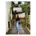 Kashmira Pardesi Instagram - #Honestlyhealthy 🙆🏻‍♀️