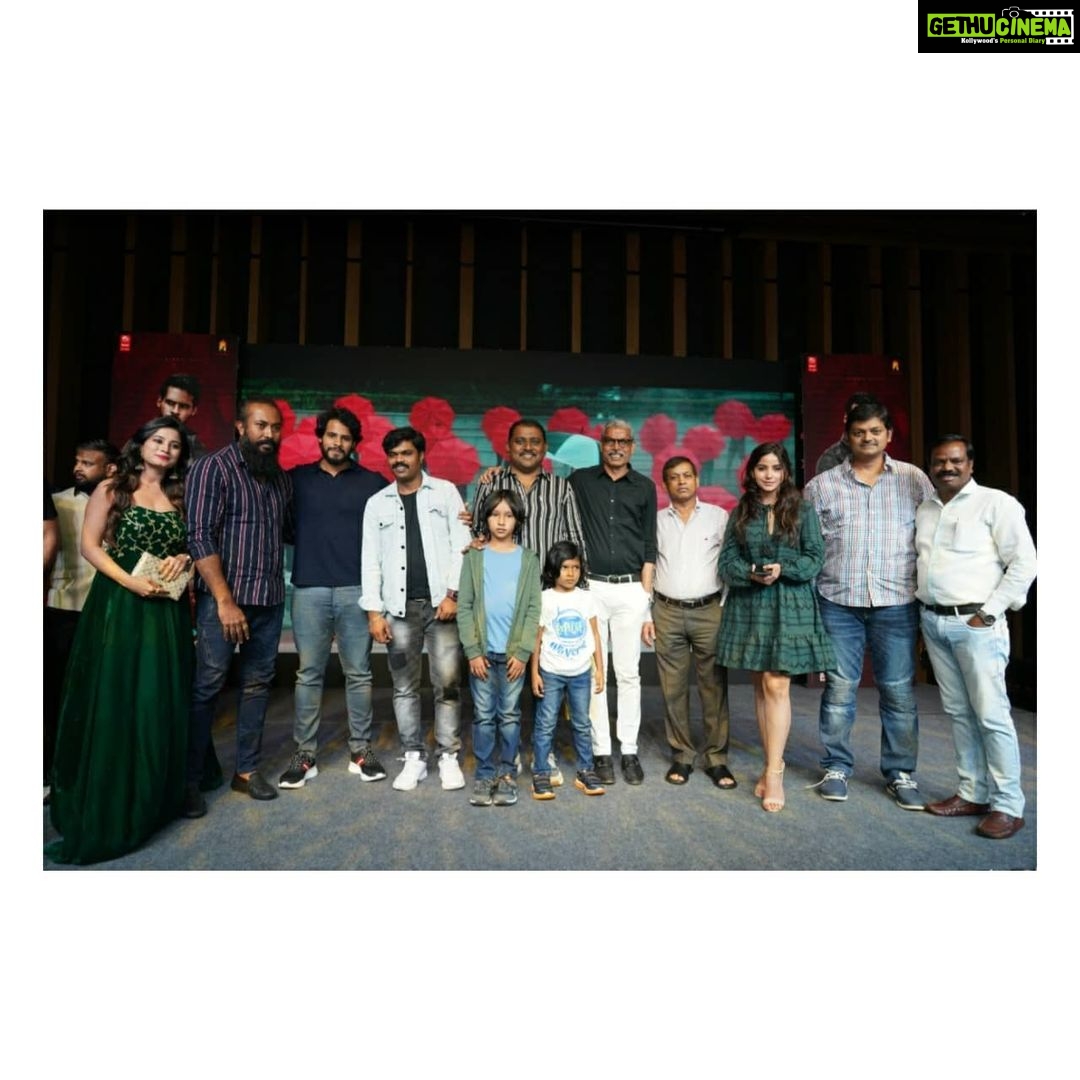 Kashmira Pardesi Instagram - What a wonderful night with team @rider_thefilm ✨ #firstsinglerelease #davvadavva #staytunedformore @nikhilgowda_jaguar @directorvijays @laharimusic @tseries.official @suniljaguar @shivanandi_entertainments @anusharai_official