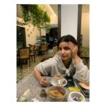 Kashmira Pardesi Instagram - Sick day itinerary. Warm people warm coffee good books 📚🙂
