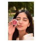 Kashmira Pardesi Instagram - Skincare I swear by @deyga_organics. My summers can't pass by without Deyga's Aloevera gel & all season favourite is #Beetrootlipbalm . A brand that you have my word for @deyga_organics PC @kalyaam_ . . . #myskincare #acne #healthyskin #love #glowing #instagood #kashmira #anbarivu #natural #handcrafted #summer #selfcare