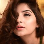 Kashmira Pardesi Instagram - No one sees what you see, even if they see it too ✨ #throwback PC @kalyaam_ HMUA @makemeblush