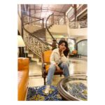 Kashmira Pardesi Instagram - Colonial charm, clear blue sky, great views, fur coats and random walks on the foggy lit mall road. If you like the sound of this then @hotelramadamussoorie Is the place for you! Thank you for showing us such a good time. See you soonest!