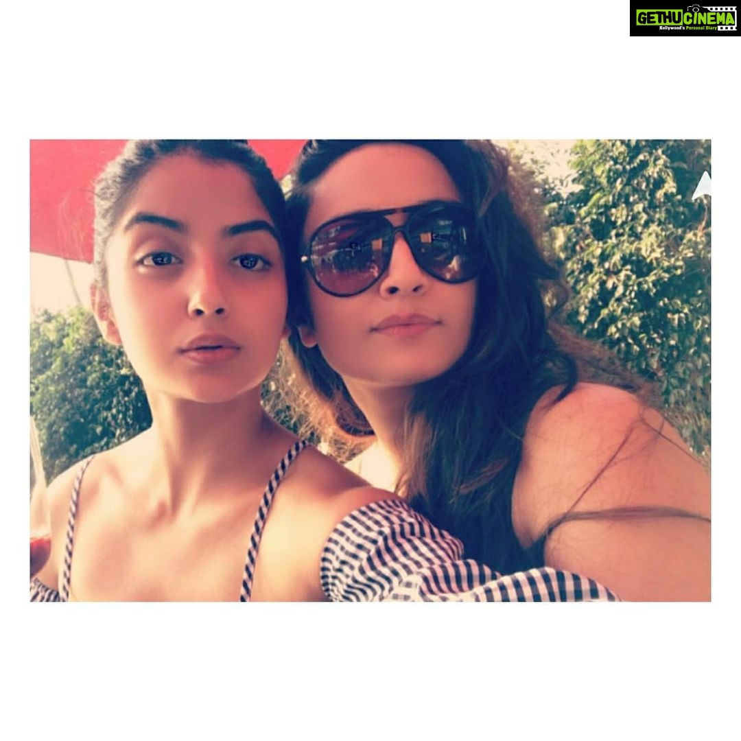 Kashmira Pardesi Instagram - Happy Birthday Soul sister! π« One year older one year bolder! β‘ : Most people in life are only meant for dreams and summer laughter They stay till the wind changes, Tides turn or disappear with the first snow. And Then there are some that were forged to weather Blizzards and pain with you. They were cast in iron and set in gold to never leave you to face anything alone. Know who those people are and love them the way they deserve. Not everyone in your life is temporary, few are permanant as love is old. ~ Nikita Gill #intensebutworthit #friendsmorelikesisters #findyourtribeandlovethemhard