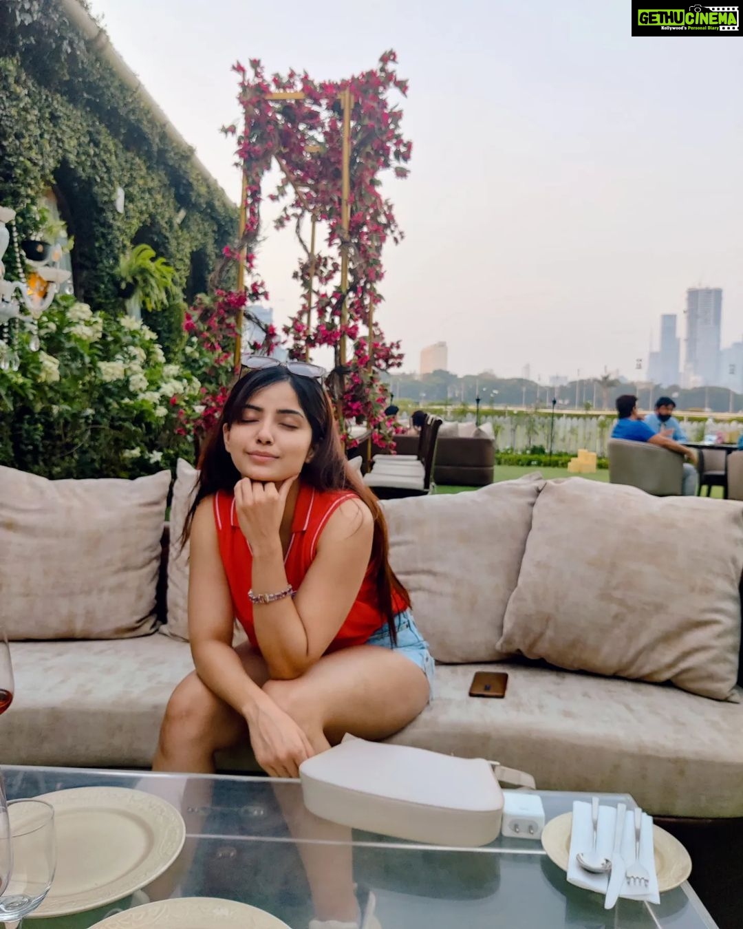 Kashmira Pardesi Instagram - Thank you, next 🍉