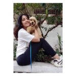 Kashmira Pardesi Instagram - We had a Paw-ty yesterday at @kennelsofvalhalla 🤸🏻‍♀️🤸🏻‍♀️🤸🏻‍♀️ Thank you for a beautiful beautiful day!! You guys have to follow @kennelsofvalhalla They have my heart 🌸♥️ #dogs #doglover #dogsofinstagram #huskiesofinstagram #dogoftheday