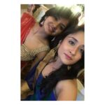 Kashmira Pardesi Instagram - If you have a friend who can call you on your bullshit but still stand by your side even when the world comes for you. You won't need much else! In Komal's case she'll influence and gather atleast like a dozen of people minimum on your side..you know - for the count 🙋 29th July 2013 was the first day of college- from that lunch table - to staying up nights talking about creating something kick-ass - to traveling for and to each other - to Co creating @worth_______ My constant support and power! @komallluthhra #7yearsstrong #friendshipgoals #partnerincrime #realpeople #realness #notforeveryone #sistersquad