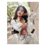 Kashmira Pardesi Instagram – The new dw is a beauty! 
The iconic link watch by @danielwellington is now available in 40MM. 
Use my code DWXKASHMIRA to get 15% off on all purchases on DW website! 
#dw #kashmira #gogetyours