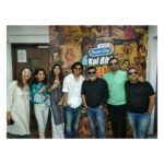 Kashmira Pardesi Instagram - 1 Year of #Rampaat !!!! Its always about the journey - the people you meet the memories you make and the things you learn!! Happy 1 year #rampaatfamily and big thank you for this experience ❣️🥰 @zeestudiosmarathi @ravijadhavofficial @athaanshofficial @meghana_jadhav @mangeshcoolkarni @meashwin @abhinay3 @badrikekushal @vasubhai28 @harshada_more1619 and each and everyone!! #anniversary #rampaat #movieslastforever #people #journey