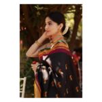 Kashmira Pardesi Instagram - Last one from this series! Because this one's special! 📷@vedapathak #profile #traditional #maharashtrian #photography #friday #kashmiraofficial