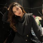 Kashmira Pardesi Instagram - Little bit of ritz a lil bit of that 🖤