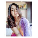 Kashmira Pardesi Instagram - Find time to do what makes your soul happy! So What you guys gonna do today? PC : Arnav & @virendrap__ Miss you guysss too much today!! 😮 -- #happymood #morningsunshine #picoftheday #happysoul #smilimgface #workingday #happy #smiling #kashmiraofficial #traditionallook #indianlook #morning #humpdaymotivation #wednesday #instagram