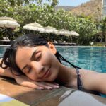 Kashmira Pardesi Instagram - fakecation 🏖🧜🏻‍♀️