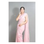 Kashmira Pardesi Instagram - You live but once, you might as well be amusing! 🌸 PC @ark_photography_2000 OUTFIT @aynaa_in STYLING @nandini_kalappa #pink #muse #saree #tradionalwear #fashion #classic #style #coco #morning #friday #shineon #weekendvibes