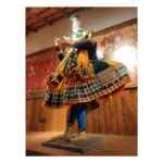 Kashmira Pardesi Instagram - This Curation of Dance - Theatre forms of Kerala at the Kochi airport was breathtaking!! Kathakali Mohiniyattam Koodiyattam Kaikottikali Theyaam Ottamthullal Beautifully sculpted and illustrated! Hope to catch them live soon 😍 #india #indianfolkart #indianfolkdance #kerala #keraladiaries #kochi #traditionalart #tradition #folk #art #india Kochi, India