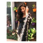 Kashmira Pardesi Instagram - Bling edited with @official.b612 @b612.india #b612editing #b612 #kashmiraofficial
