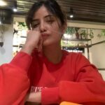 Kashmira Pardesi Instagram - Here, take this 🚩