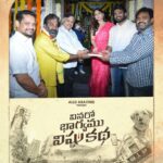 Kashmira Pardesi Instagram – Vinaro Bhagyamu Vishnu Katha
Launched today ✨✨✨

Super grateful and happy to be a part of @ga2pictures -7 #KA – 7 and to have the pooja on the 7th! 🙏💗

Thank you #alluarvind garu #BunnyVas garu 🌸✨

Directed by @kishoreabburu 

Starring @kiran_abbavaram 

Music by @chaitanbharadwaj

#VinaroBhagyamuVishnuKatha team let’s go!!❤️❤️❤️