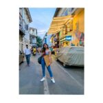 Kashmira Pardesi Instagram – Art studios, Typography and Brown paper packaging tied up with strings these are a few of my favourite things! 🎵 
#mondaykickstart #mondaymotivation #daydreamartprints #art #streets #design