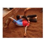 Kashmira Pardesi Instagram – Preparing for Munni (who is a wrestler) with real wrestler girls in Kolhapur for Rampaat was my favourite part of the film. The strength and courage these girls have was insanely inspiring. #Rampaat… रविवार १८ ऑगस्ट, दु. १२ आणि संध्या. ६ वा. आपल्या झी टॉकीजवर. #AaplaZeeTalkies
Sunday 18th August at 12 pm and 6 pm on #zeetalkies
#Rampaat #august18th #Zeetalkies #munni