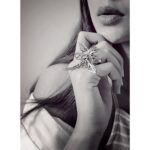 Kashmira Pardesi Instagram - Unfold your wings ✨ Styled by @harshada_more1619 Jewellery by @aseem.gioielli