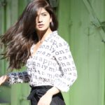 Kashmira Pardesi Instagram - Had to post this for the applaudable performance by my hair. Thank you very much.