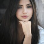 Kashmira Pardesi Instagram - To the Stargazers Keep your chin up little stargazer, At worlds above our own, You are small but you are stardust and that's worth more than you've known, For every sun and solar flare is made up just like you, And if they are cause of wonder then I promise you are too. Simply inspiring ~e.h PC: @atharvkh2000 Getting better day by day! #thursdaythoughts #thursday #poetry #wordsthatinspire #onlybeliebersknow