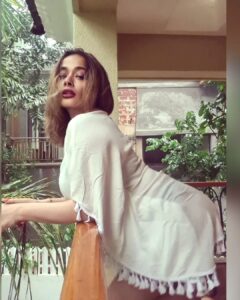 Kiran Rathod Instagram - I smile because I have no idea what is going on. 😜😜😜😜
.
.
.
.
.
.
.
.
#instamood #picoftheday #sassy