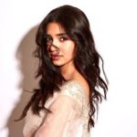 Krithi Shetty Instagram - #hairflip 😉