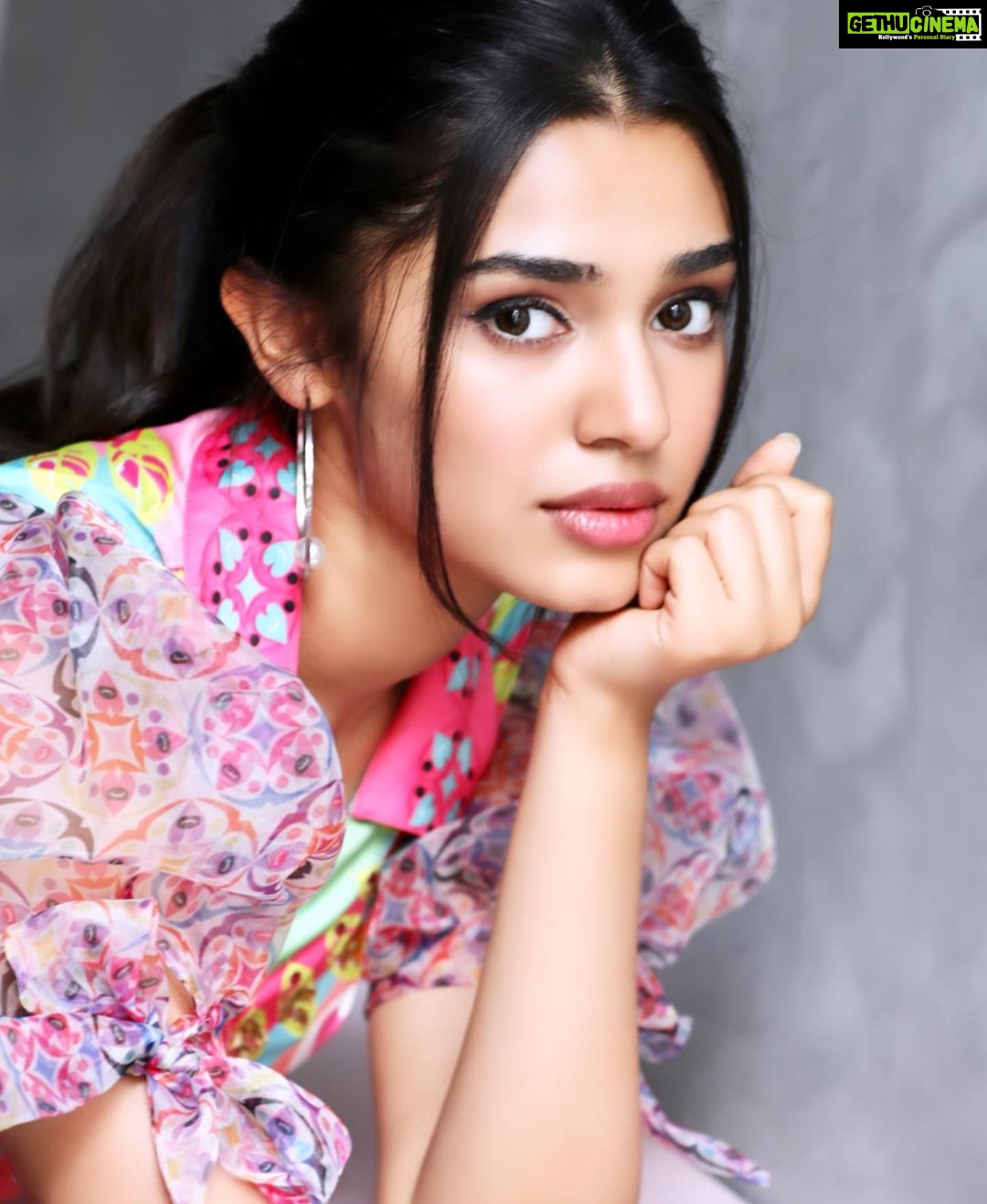 Krithi Shetty Instagram - Ask me something 🤍 • • Outfit:- @manisharorafashion