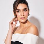 Kriti Sanon Instagram - Black and white make moments together.. 🖤🤍 And classy attires too! 😉
