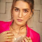 Kriti Sanon Instagram - Sexy is a state of mind.. 👀💖