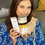 Lisa Ray Instagram – We all know turmeric heals, right? It has many beneficial qualities for both health and appearance.  @egawellness, the golden healer comes in many forms – the choice is yours 🌟
#Ayurveda #turmeric #preventativecare @egawellnessindia #egawellness #egawellnessindia