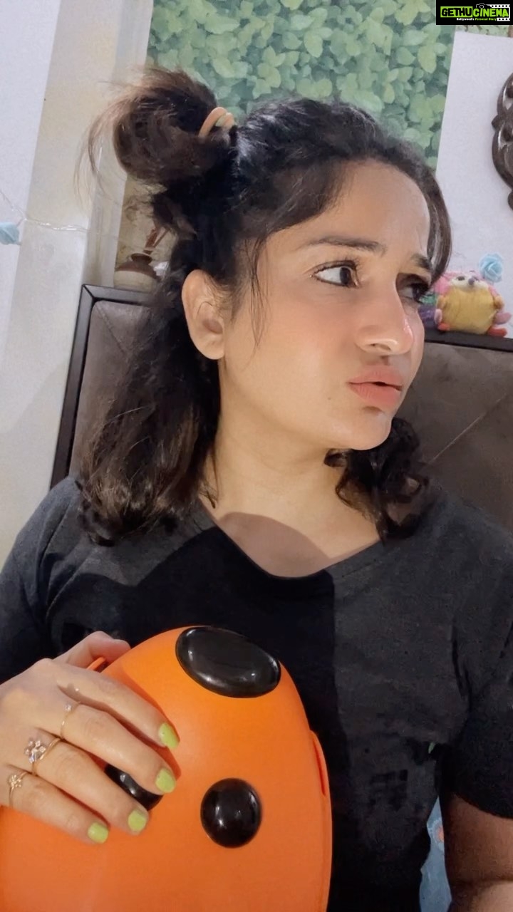 Madhavi Latha Instagram - #kidsvoice #gedepanuluemanna #villagestyle #funnyvideos