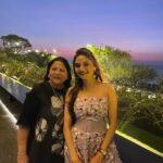 Madhoo Instagram - Happy happy birthday dearest @parul_v_shah 💜💜💜💜💜💜