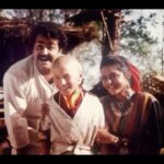 Madhoo Instagram - #yodha #nilgiri @mohanlal @mamooty__ #malayalamindustry #throwback @arrehman #1990s