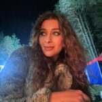 Madhuurima Instagram - Starry nights , windy blows , golden glow and a sweet thoughtful face 😍😍 #nightshoot
