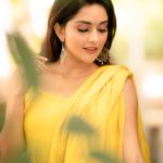 Mahima Nambiar Instagram – A smile is the most beautiful curve on a womans body !!

Captured by : @camerasenthil 
MUA : @jeevithamakeupartistry 
Wearing : @baisacrafts 
Organized by : @rrajeshananda 

#traditional #salwar #happycolor #yellowdress #feelingconfident #smile #shine #actorlife #poser #photoshoot