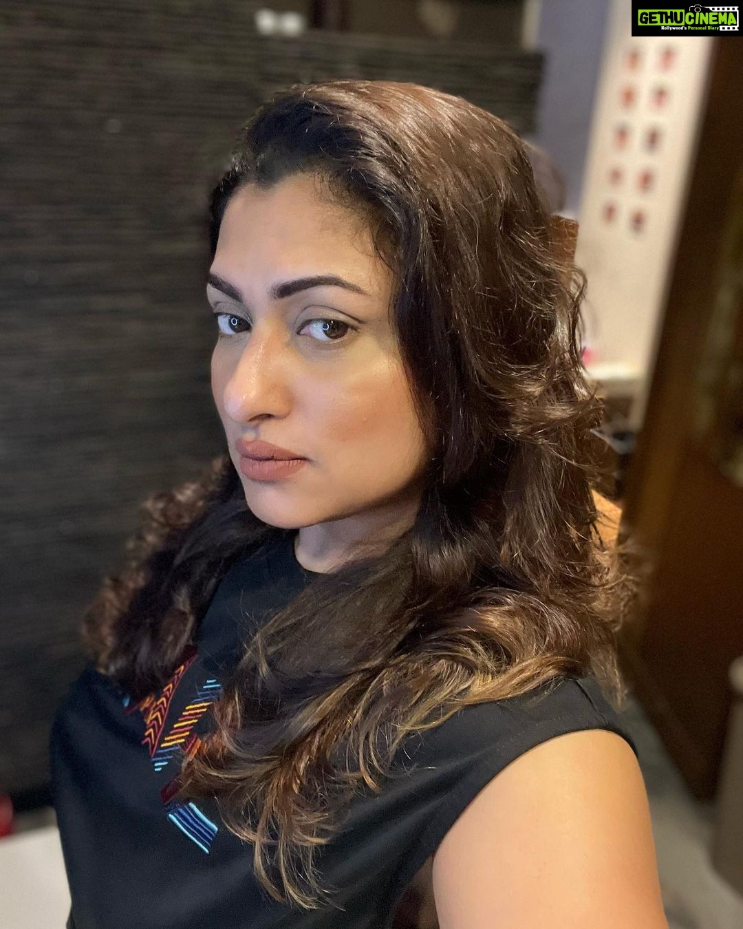 Malavika Instagram - live your faith boldly✨