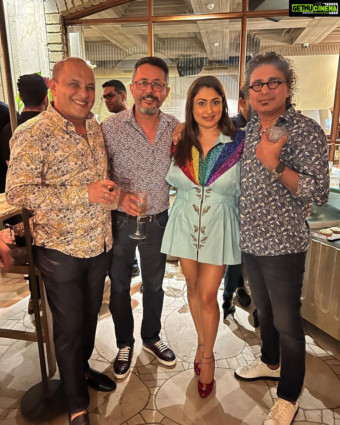 Malavika Instagram - Thanks for the birthday wishes, everyone. The best birthday gift is being reminded of what wonderful family, friends and fans I have🥰✨ Juliette Ristorante