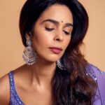 Mallika Sherawat Instagram – I’m such a saree girl 🦋 .
Saree @irrauofficial
Accessories @aquamarine_jewellery
Styled by @stylingbyvictor @sohail__mughal___
Assisted by @ebthestylecoach
Clicked by @theguywithacanon
❤️: @ankitaanthony
.
.
.
.
.
.
 
#saree #allaboutbrides #designersarees #traditionaloutfit #ethnicwearonline #designerwear #sareecollection #partywearsaree #indianwear #gold #pink #cute #instalove #smile #beautiful #alwayspositive #red #precious #friendly #brightlights #lipstic #better #allyouneed #dressdesigners #onthisday #peacefull #healthymindset #innerstrength #alwayssmile #designerfashion Mumbai, Maharashtra