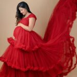 Manali Rathod Instagram - ❤️❤️ My outfit Designer : @you_we_colors_by_lucky Vijjith outfit: @gracenewdesigners Makeup :@makeoversbyhayath Hairstylist: @hair_stylemaker Photography : @cutiepiestories
