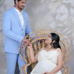 Manali Rathod Instagram - The moments of love! ❤️💫 . Outfit : @you_we_colors_by_lucky Mua : @makeoversbyhayath Hair styling : @hair_stylemaker . . . . . . . #pregnancy #pregnancyannouncement #pregnancyphotoshoot #maternityshoot #maternityphotography #maternityphotoshoot #cutiepiestories