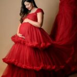 Manali Rathod Instagram - ❤️❤️ My outfit Designer : @you_we_colors_by_lucky Vijjith outfit: @gracenewdesigners Makeup :@makeoversbyhayath Hairstylist: @hair_stylemaker Photography : @cutiepiestories