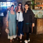 Manisha Koirala Instagram - Spending time with friends who enrich your soul.. #grounded #artist #friendship Soho House Mumbai